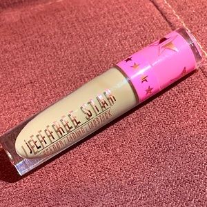 Posh Spice- Velour Liquid Lipstick